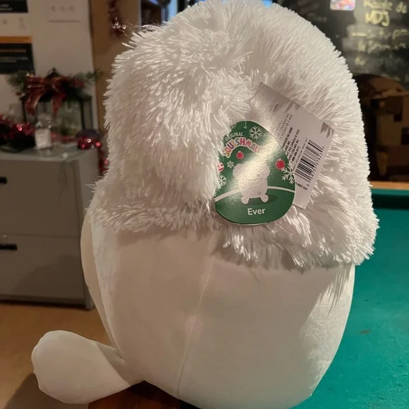 16" EVER bigfoot squishmallow 🤍❄️ - Picture 4 of 4